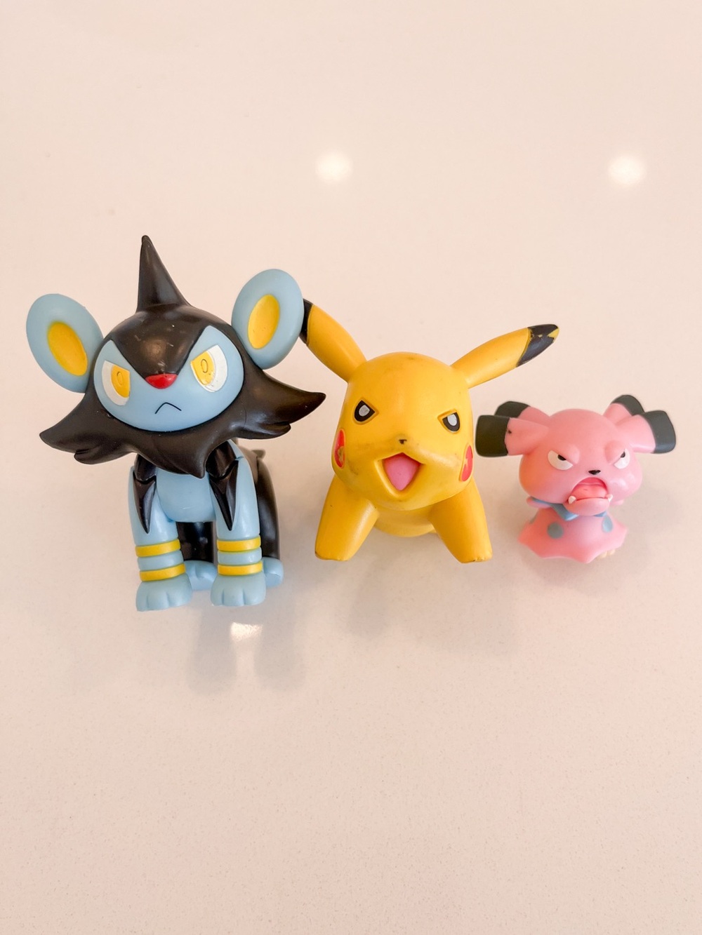 Luxio, Pikachu & Snubbull Figures